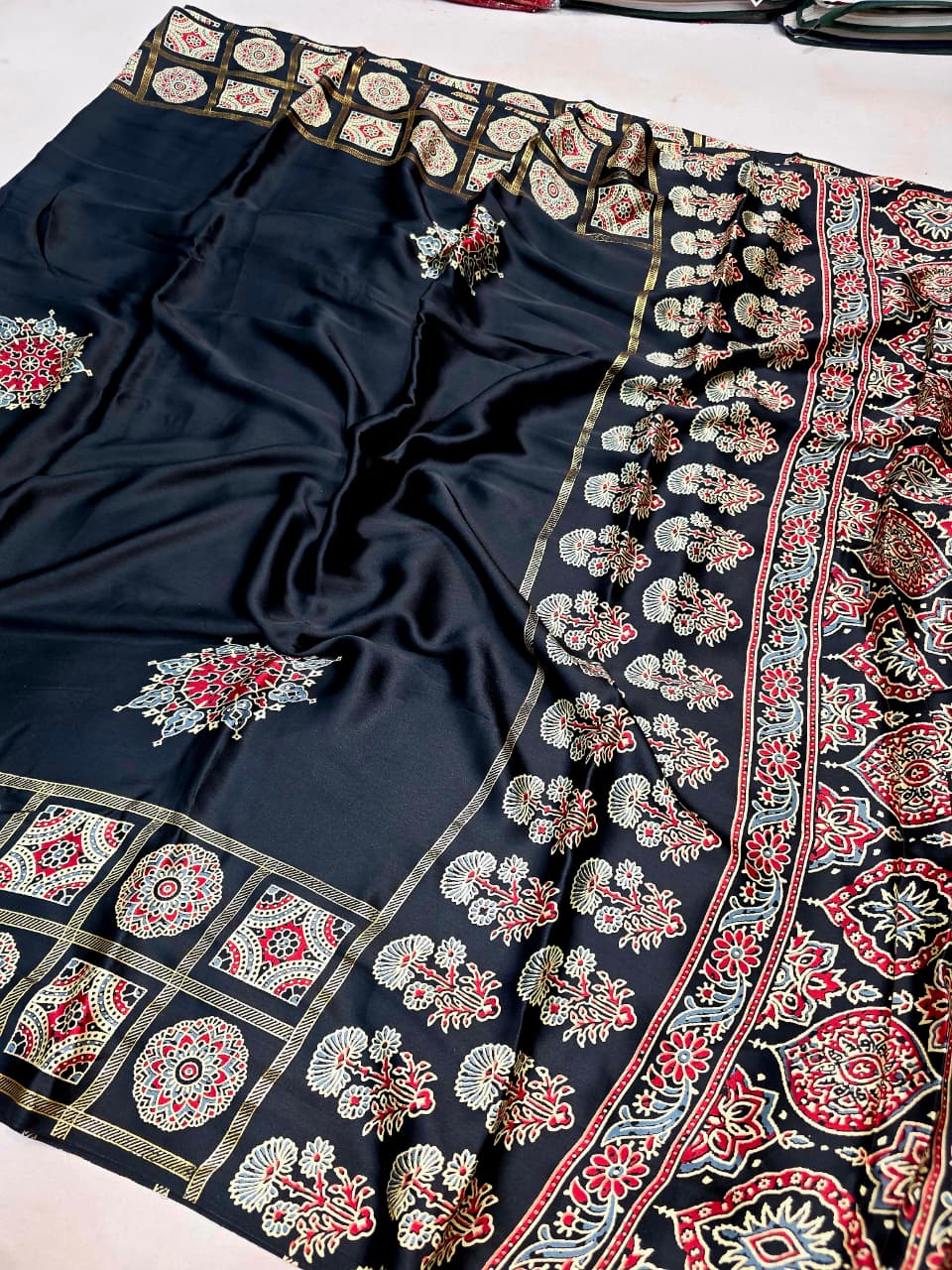 Gajji Silk saree Ajrak Print